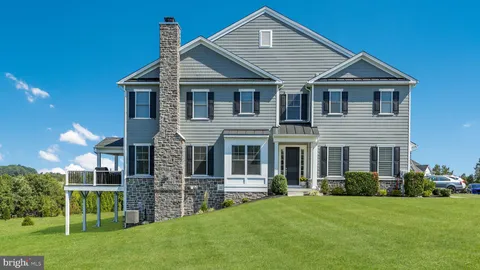 $975,000 | 1 Elizabeth Lane, Doylestown, PA 18901