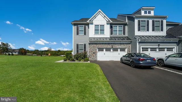 $995,000 | 1 Elizabeth Lane, Doylestown, PA 18901