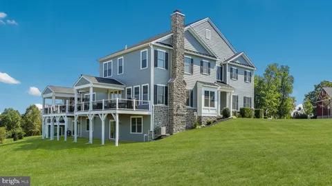 $975,000 | 1 Elizabeth Lane, Doylestown, PA 18901