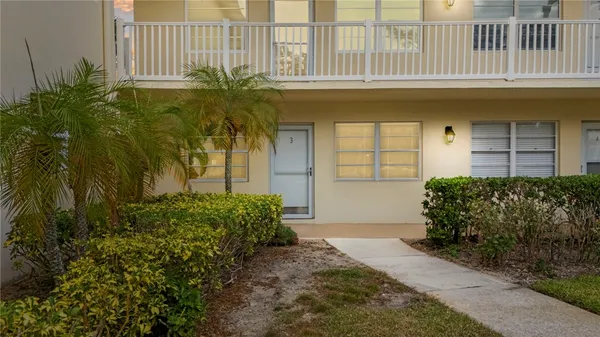 $249,900 | 5400 A1a Highway, Unit I3, Vero Beach, FL 32963