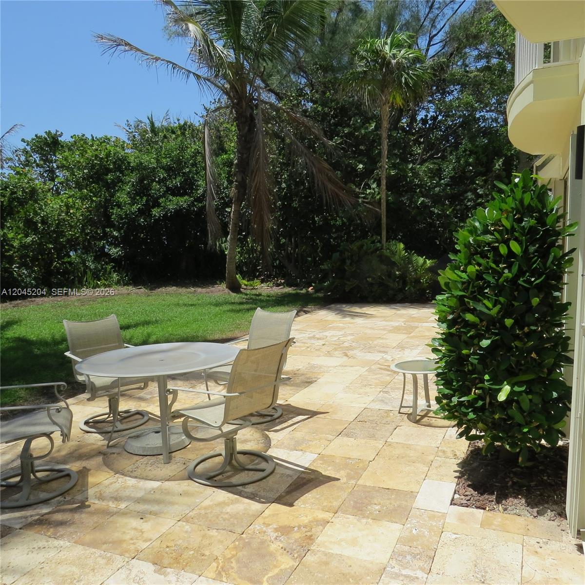 404 South Beach Road, Unit 404 Jupiter Island, FL 33455 - Photo 24 of 28