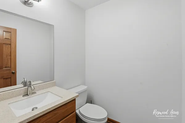 $349,900 | 1240 Plum Creek Drive, Bourbonnais, IL 60914