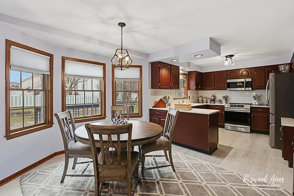 $349,900 | 1240 Plum Creek Drive, Bourbonnais, IL 60914