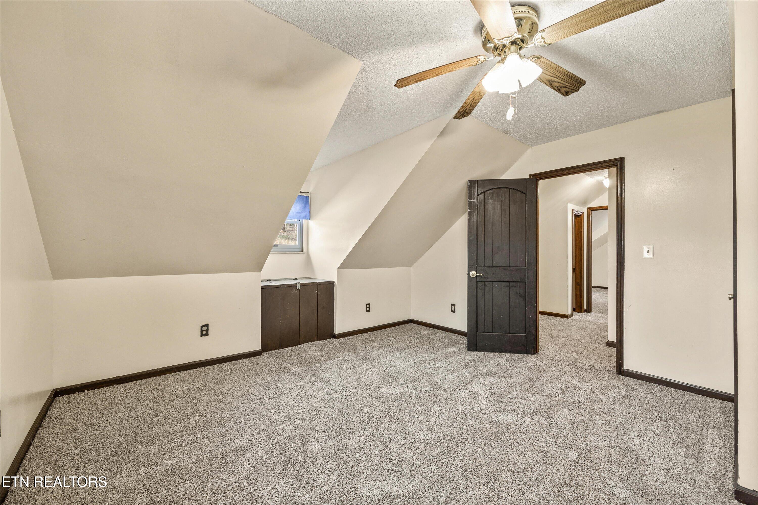129 Pleasant Hill Road Sweetwater, TN 37874 - Photo 19 of 38 2nd Bedroom