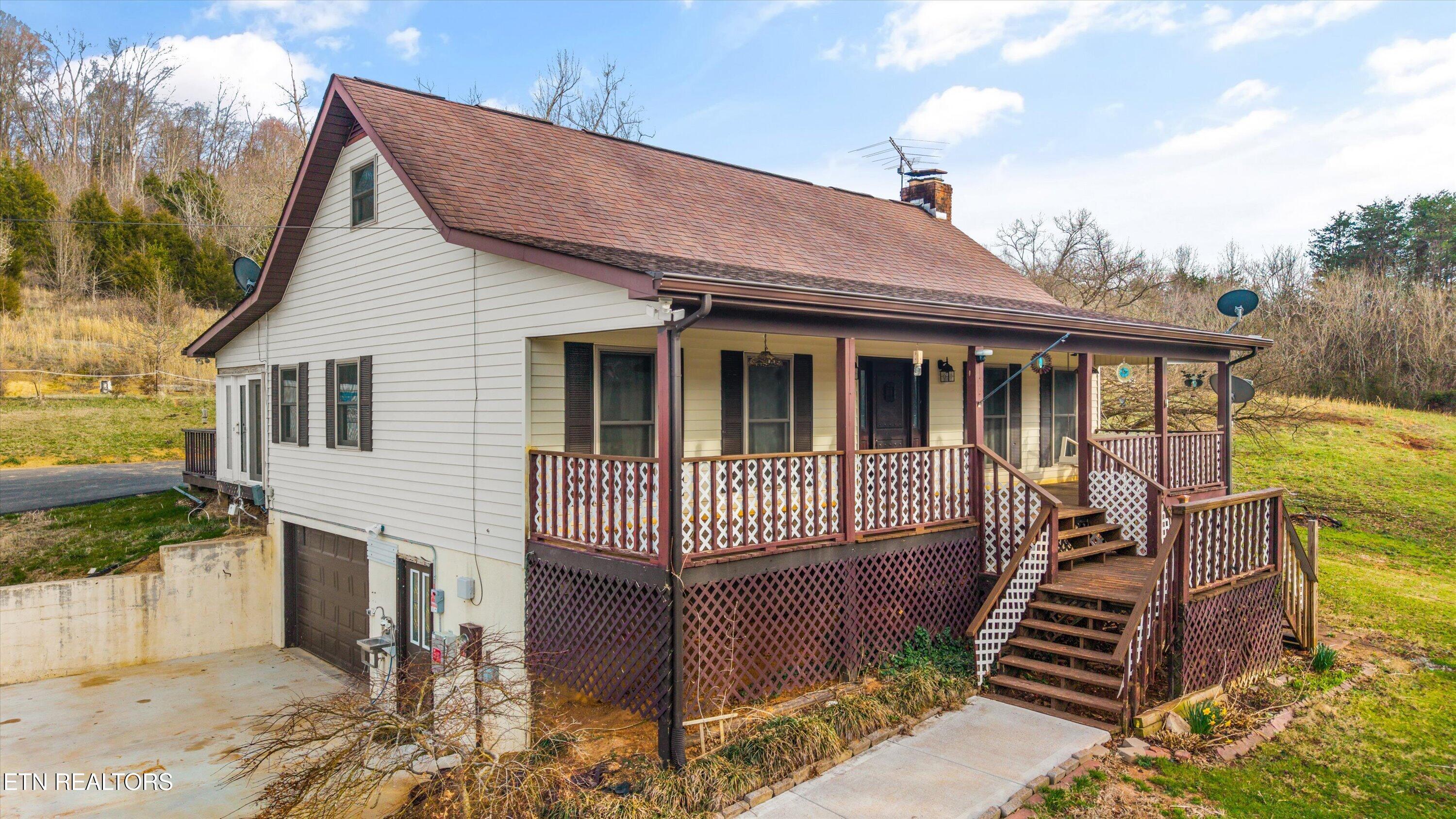129 Pleasant Hill Road Sweetwater, TN 37874 - Photo 29 of 38 Beautifully Updated 3BR 2BA Home
