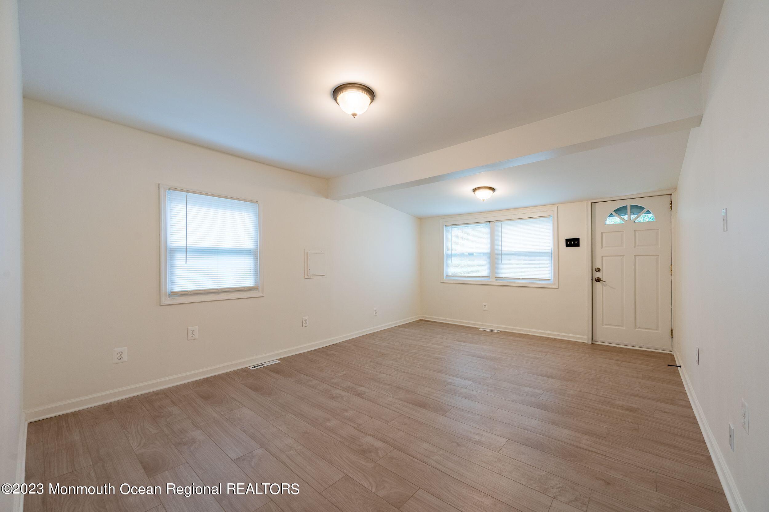 46 East 5th Street Howell, NJ 07731 - Photo 6 of 29 46 31