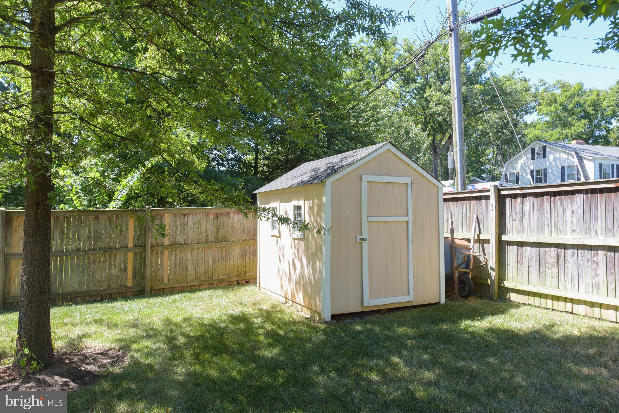 3976 Seminary Road Alexandria, VA 22304 - Photo 12 of 16