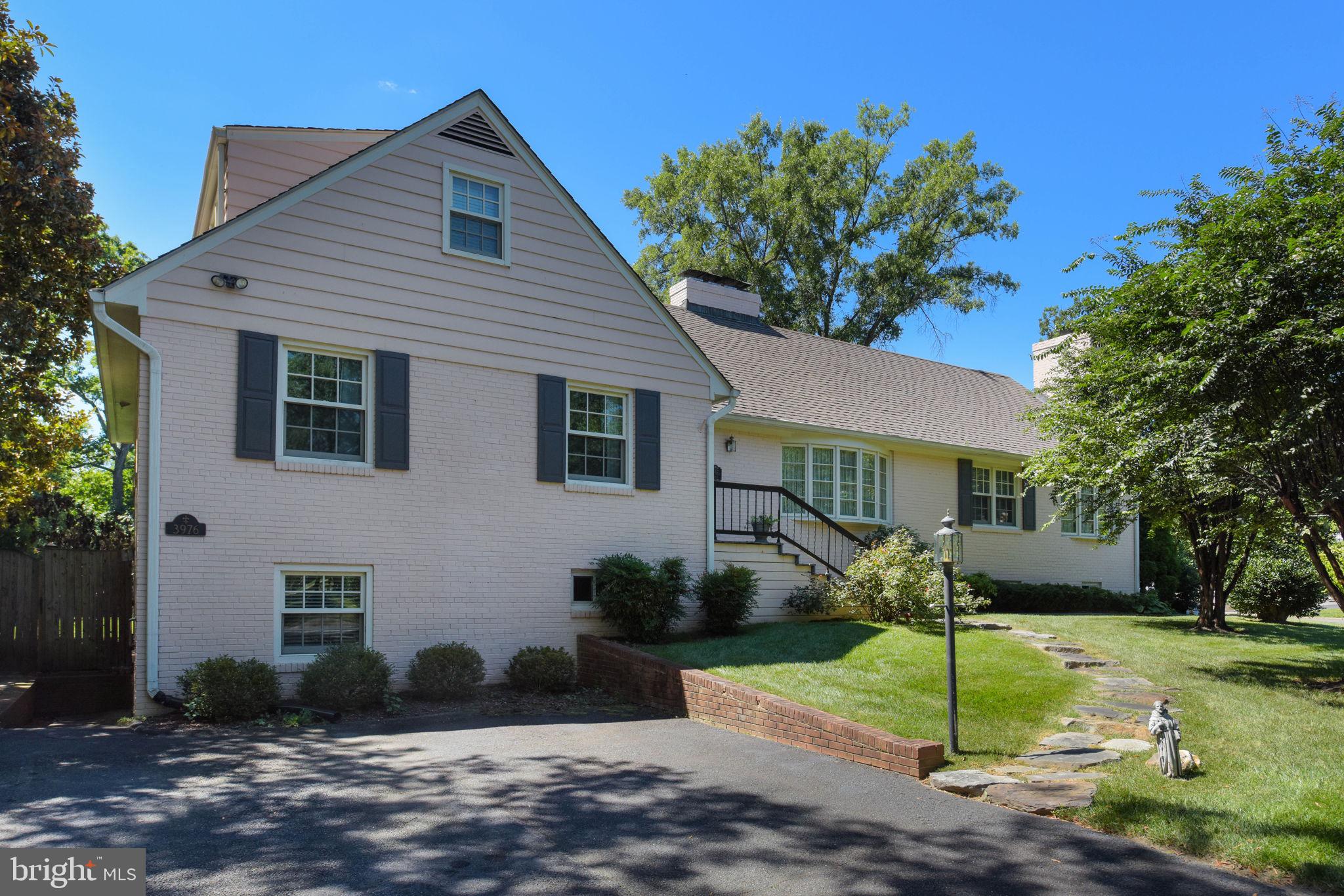 3976 Seminary Road Alexandria, VA 22304 - Photo 4 of 16