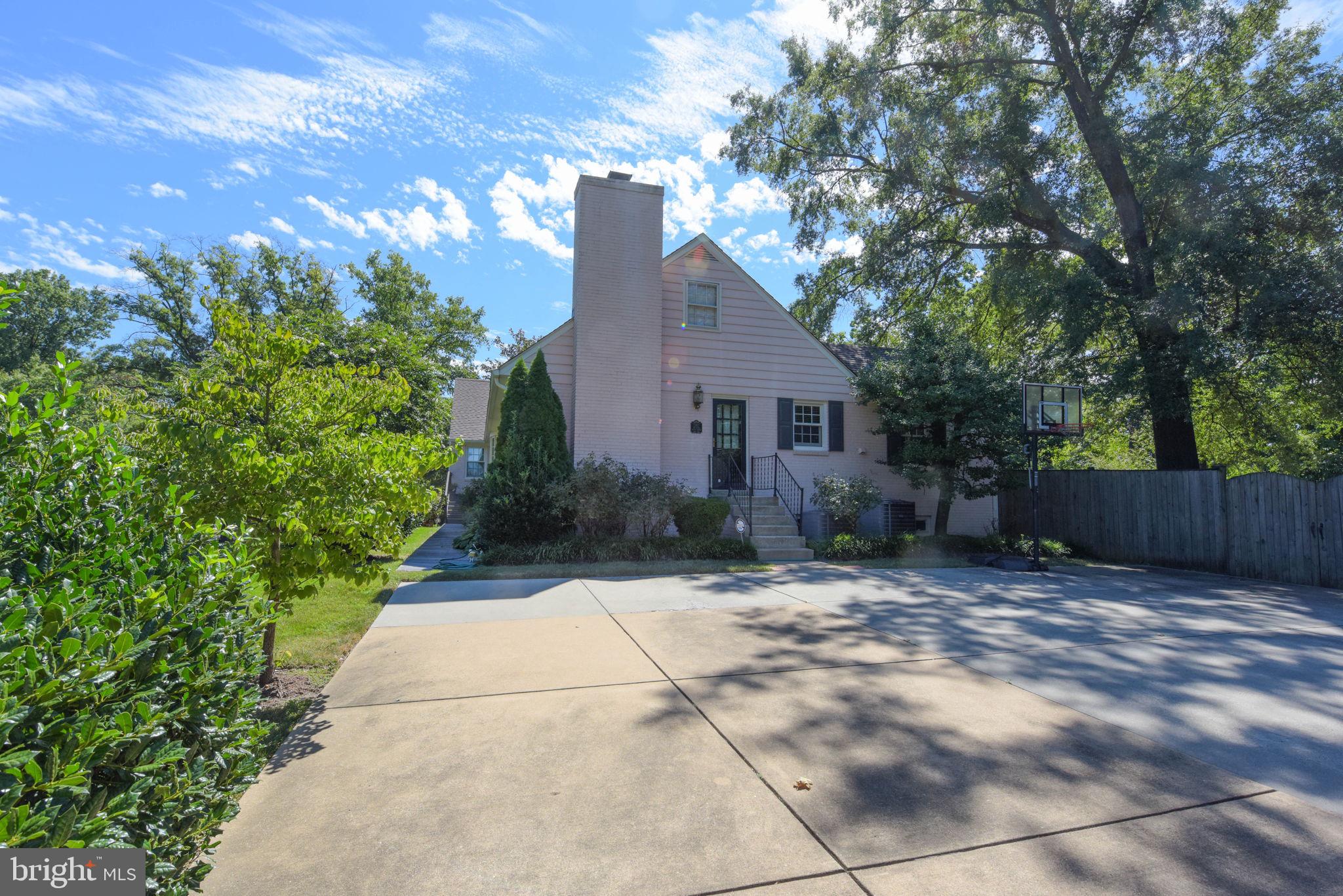 3976 Seminary Road Alexandria, VA 22304 - Photo 6 of 16