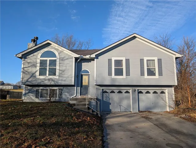 $260,000 | 1600 Sunset Drive, Kearney, MO 64060