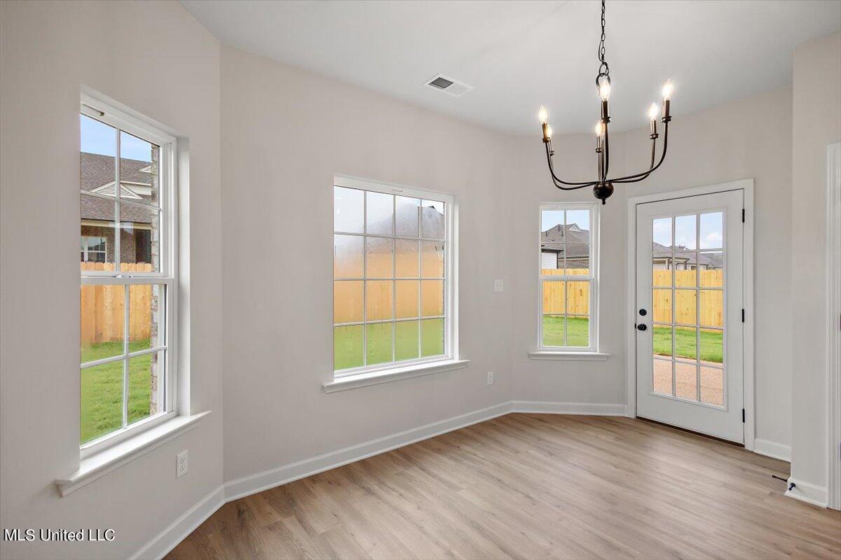 6510 Benjamin Cove Walls, MS 38680 - Photo 8 of 32 Breakfast area