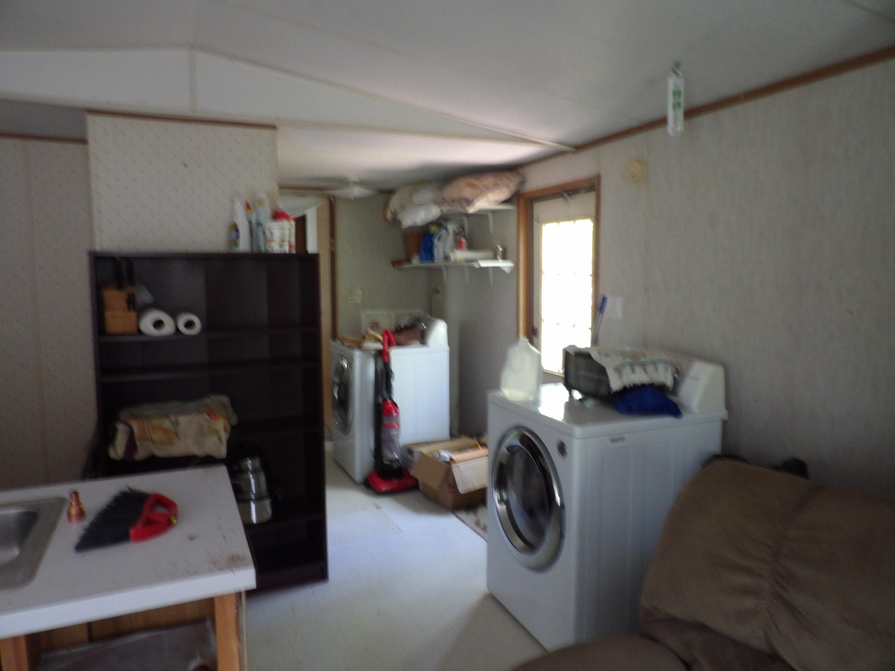 310 Dogwood Road Pikeville, TN 37367 - Photo 8 of 21 100_2416