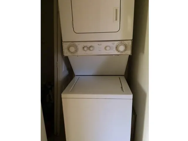 $1,700 | 4328 Woodstock Drive, Unit D, West Palm Beach, FL 33409