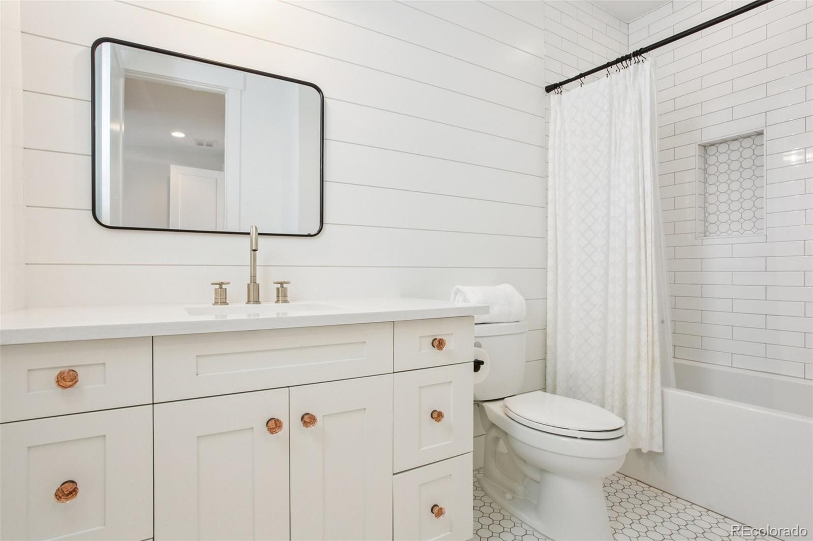 37 Flowerburst Way Highlands Ranch, CO 80126 - Photo 22 of 50