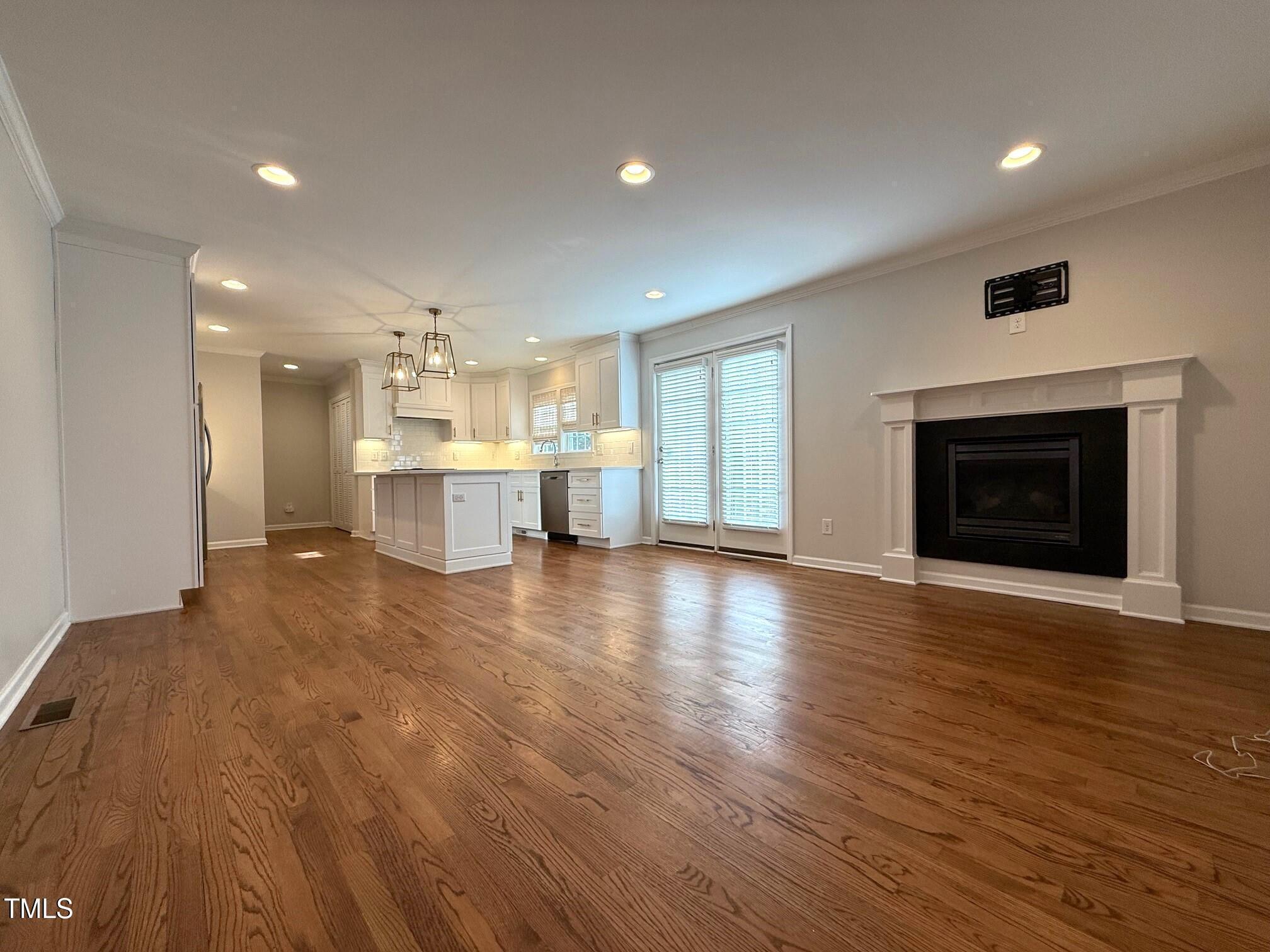 212 Sampson Street Raleigh, NC 27609 - Photo 13 of 33 Large open living space