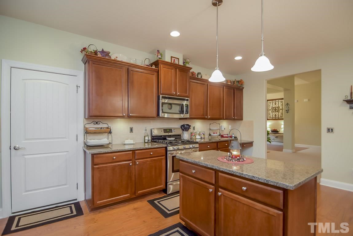 27 Cypress Ridge Way. Willow Spring, NC 27592 - Photo 4 of 25 Gallery Image 4
