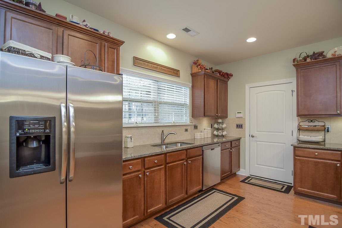 27 Cypress Ridge Way. Willow Spring, NC 27592 - Photo 7 of 25 Gallery Image 7
