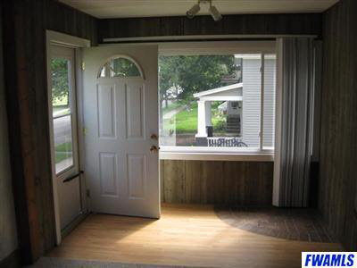 1413 Spring Street Fort Wayne, IN 46808 - Photo 2 of 25