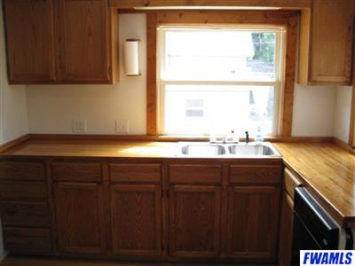 1413 Spring Street Fort Wayne, IN 46808 - Photo 6 of 25