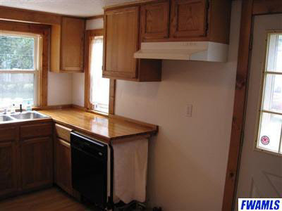 1413 Spring Street Fort Wayne, IN 46808 - Photo 7 of 25