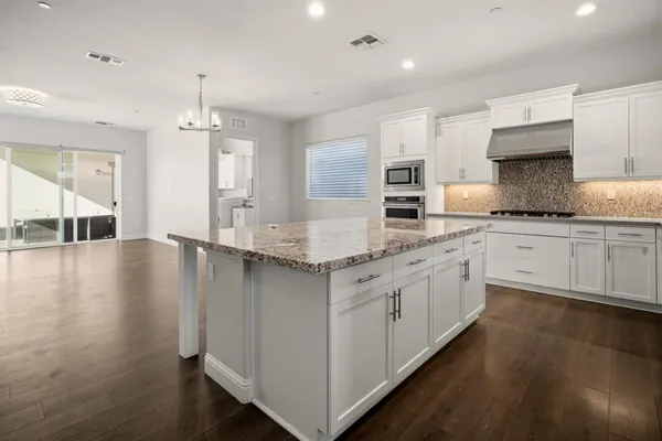 $5,500 | 2947 Abrams Drive, Marina, CA 93933