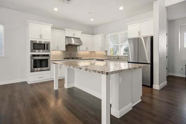 $5,500 | 2947 Abrams Drive, Marina, CA 93933