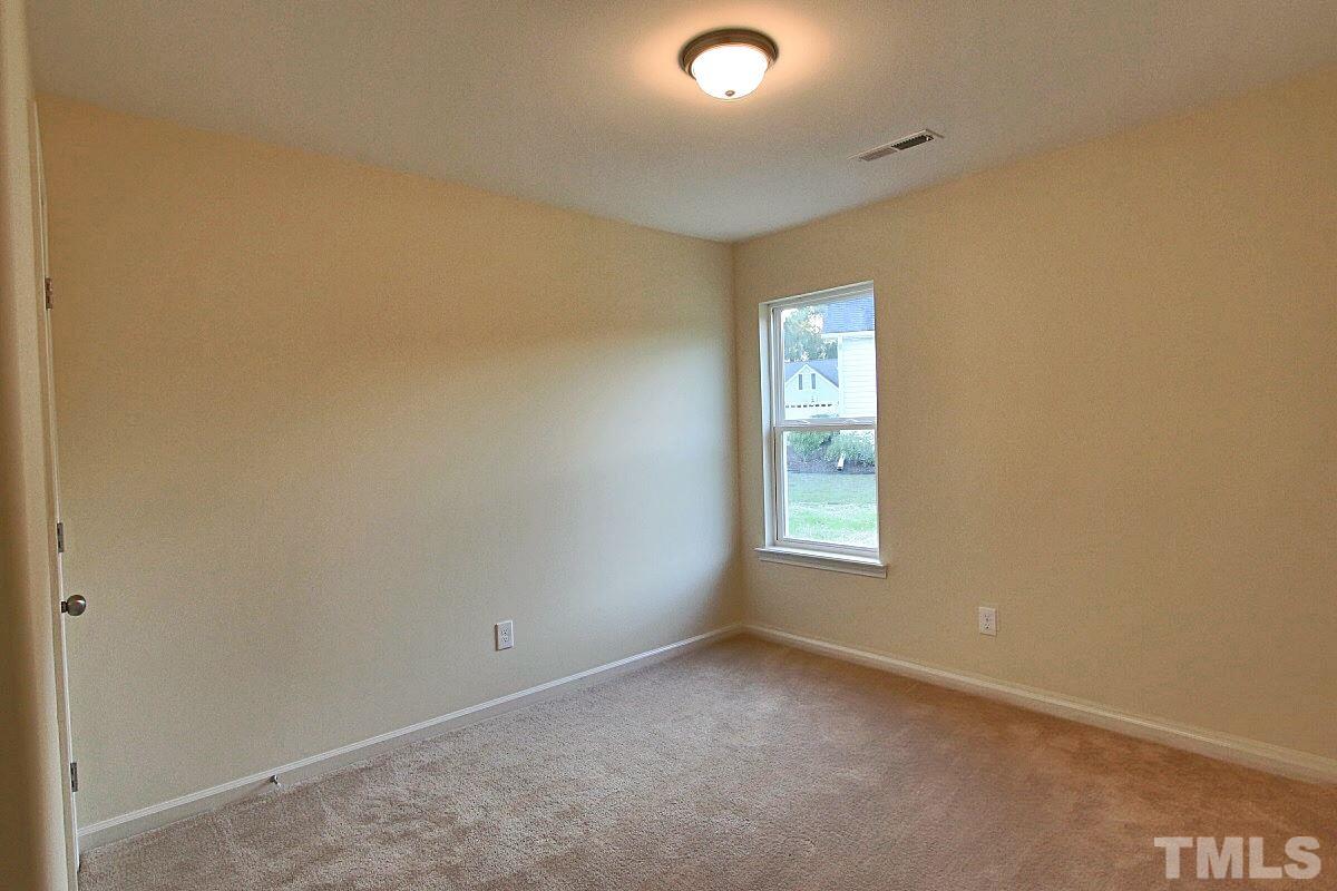 202 West Boulder Road Henderson, NC 27537 - Photo 11 of 16 Gallery Image 11