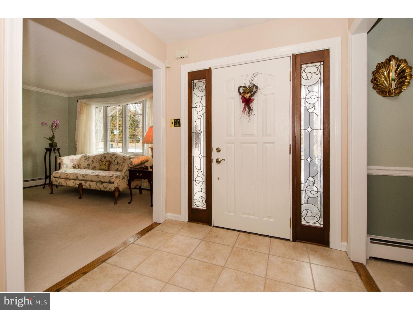 8 Bluebird Road Holland, PA 18966 - Photo 2 of 23 Foyer