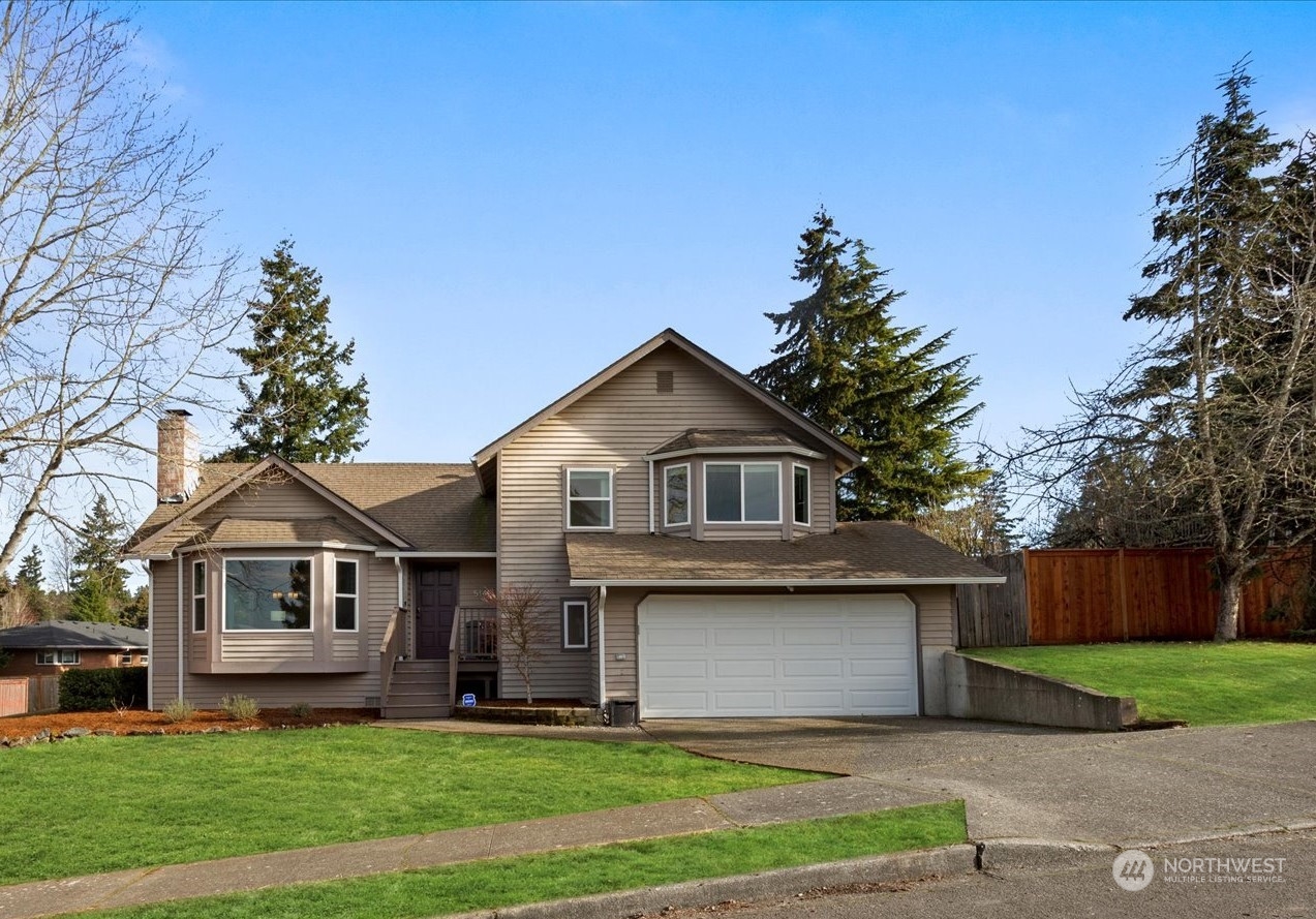 514 Ferndale Avenue Northeast Renton, WA 98056 - Photo 1 of 33 Gallery Image 1