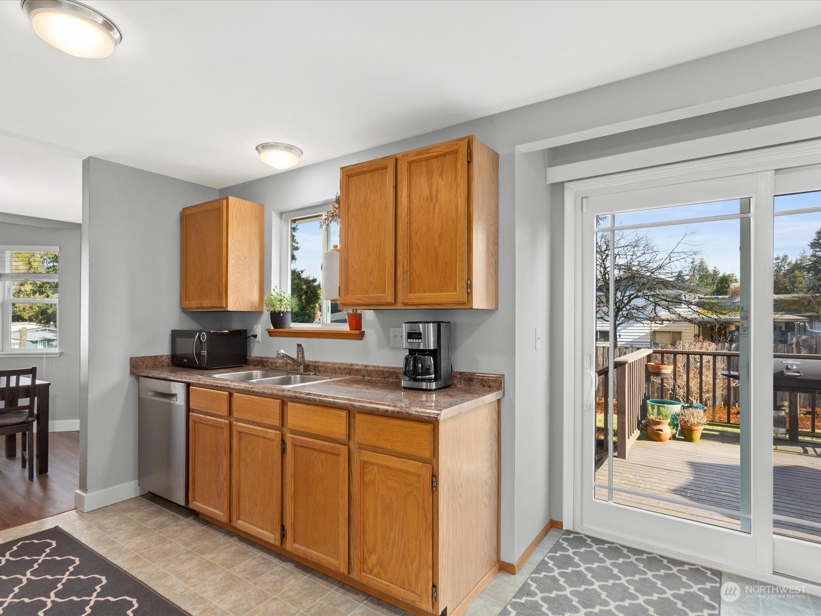 514 Ferndale Avenue Northeast Renton, WA 98056 - Photo 14 of 33 Gallery Image 14