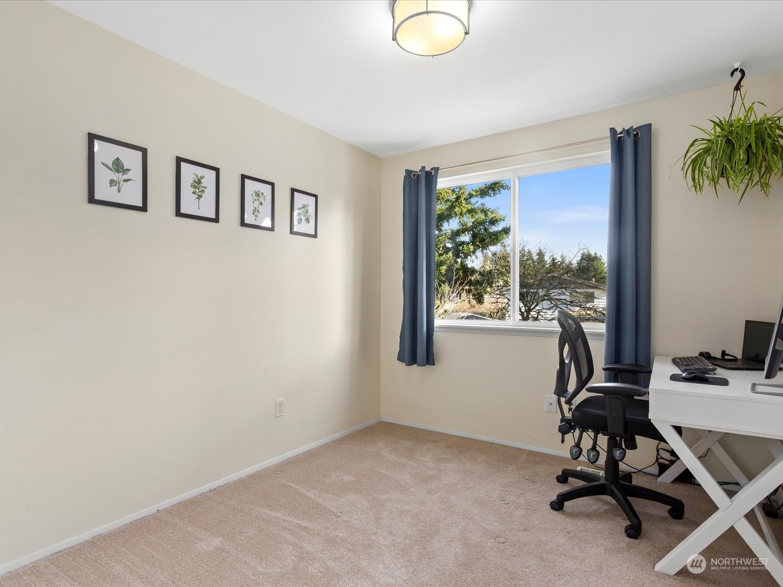 514 Ferndale Avenue Northeast Renton, WA 98056 - Photo 5 of 33 Gallery Image 5