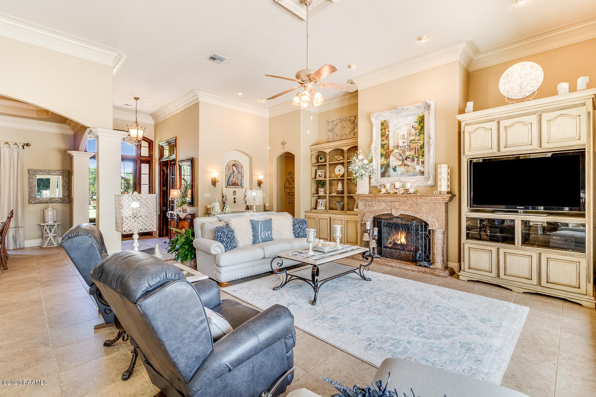 112 Rue Angelique Carencro, LA 70520 - Photo 12 of 43 Gallery Image 12