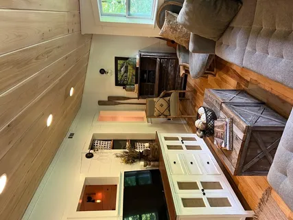 $436,111 | 210 East Overbend Trail, Blue Ridge, GA 30513