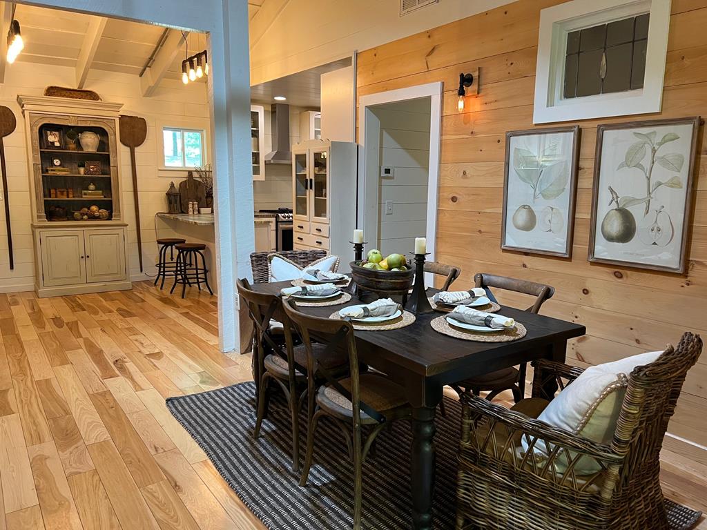 210 East Overbend Trail Blue Ridge, GA 30513 - Photo 55 of 69 a view of a dinning table and chairs in the patio