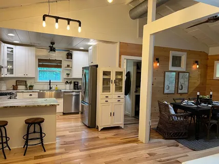 $436,111 | 210 East Overbend Trail, Blue Ridge, GA 30513