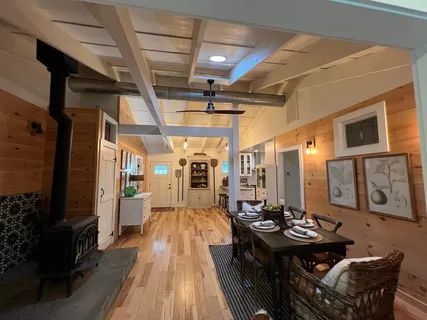 $436,111 | 210 East Overbend Trail, Blue Ridge, GA 30513