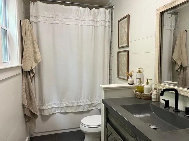 $436,111 | 210 East Overbend Trail, Blue Ridge, GA 30513