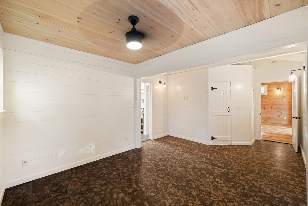 210 East Overbend Trail Blue Ridge, GA 30513 - Photo 9 of 38 a view of an empty room