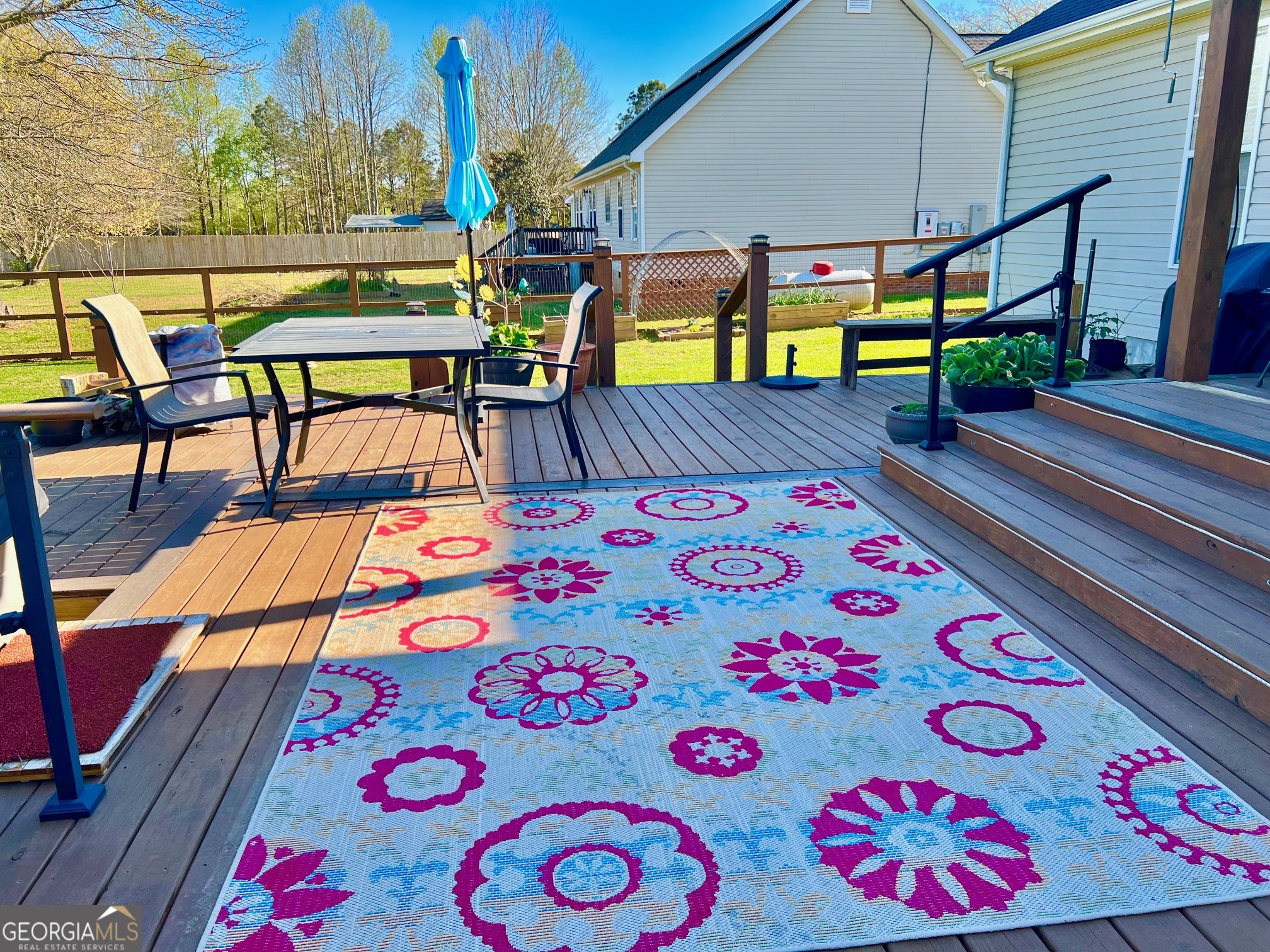 427 Chandler's Ridge Drive Chatsworth, GA 30705 - Photo 31 of 40 a view of sitting area with furniture
