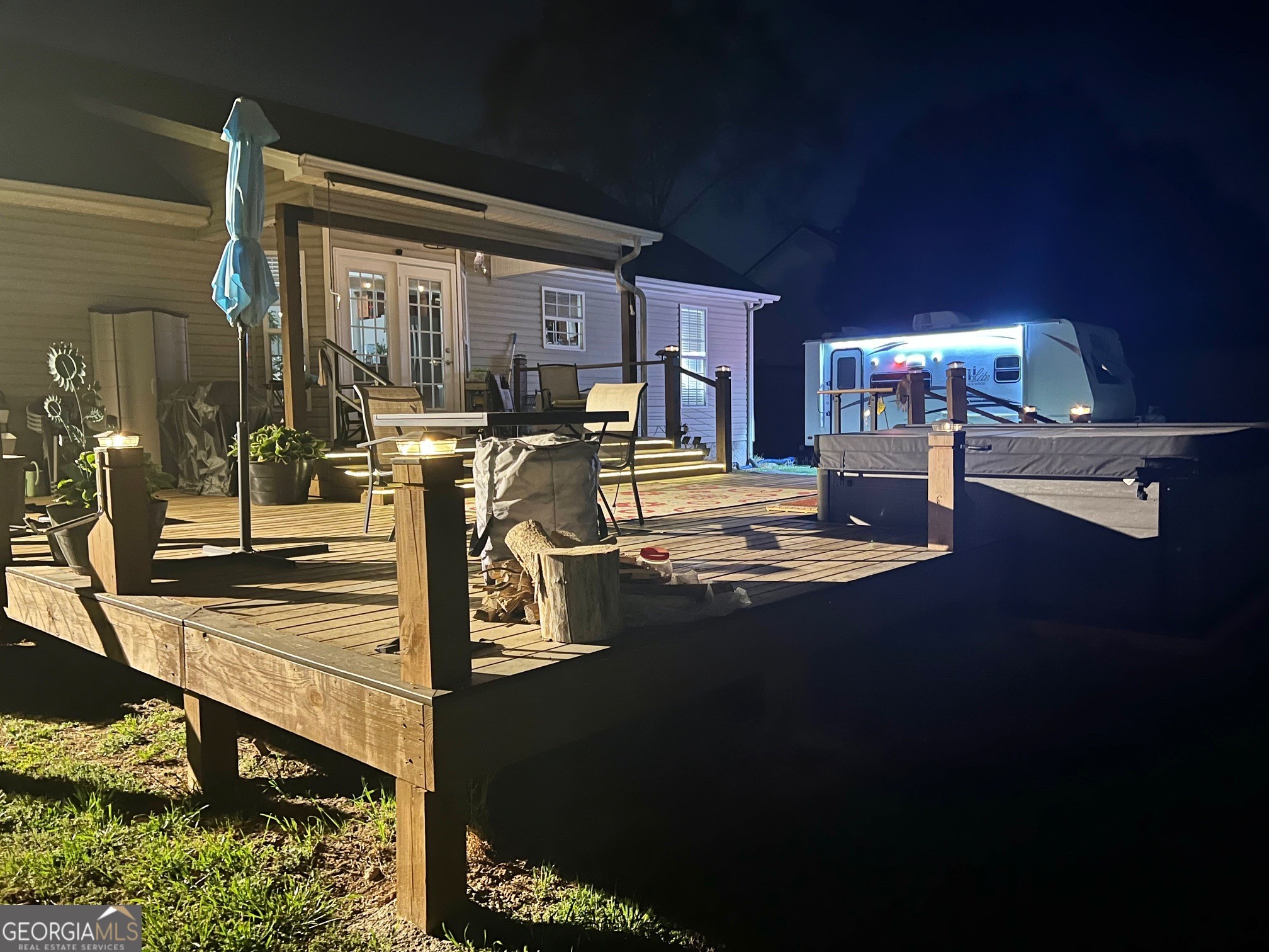 427 Chandler's Ridge Drive Chatsworth, GA 30705 - Photo 37 of 40 a view of a room with gym equipment