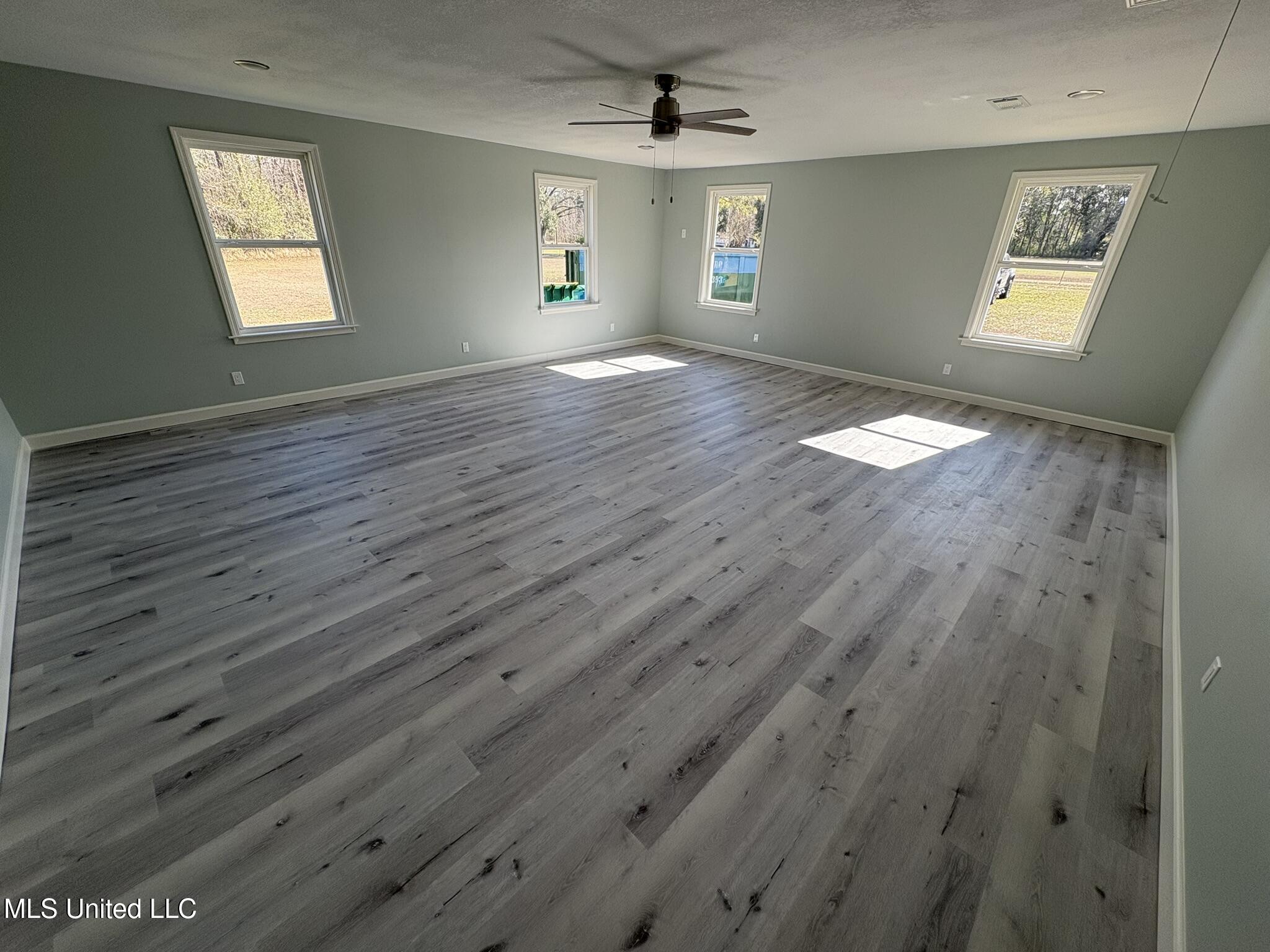 21704 Magnolia Springs Road Moss Point, MS 39562 - Photo 16 of 39 IMG_2831