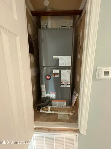 $314,900 | 21704 Magnolia Springs Road, Moss Point, MS 39562