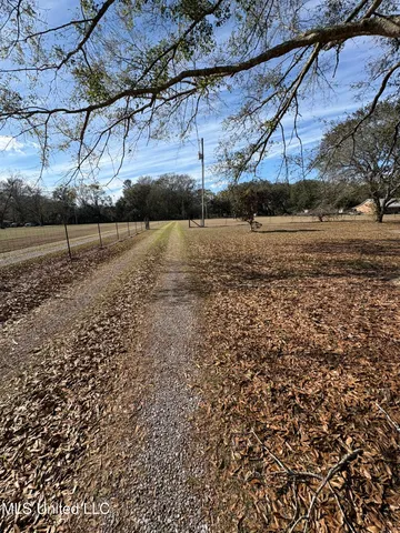 $314,900 | 21704 Magnolia Springs Road, Moss Point, MS 39562