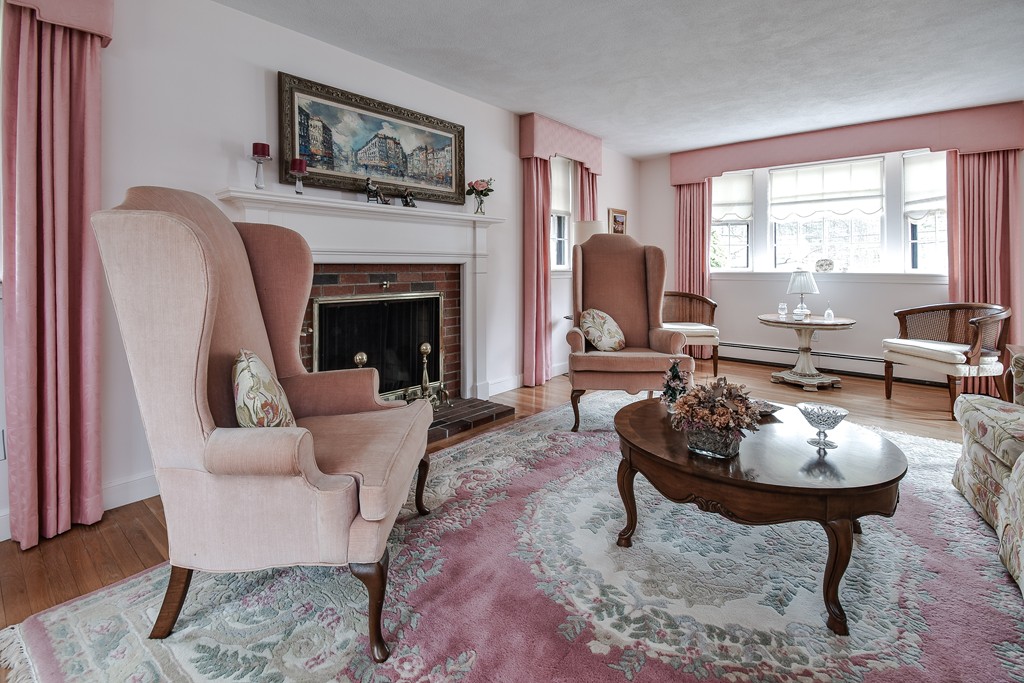 35 Martha Jones Road Westwood, MA 02090 - Photo 7 of 25 Gallery Image 7