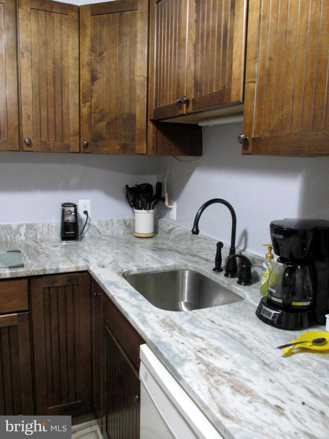 3131 Cornwall Road Baltimore, MD 21222 - Photo 10 of 30 Kitchen