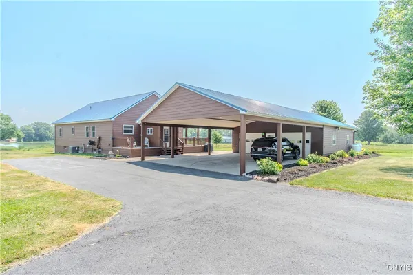 $525,000 | 25800 Walrath Road, Lyme, NY 13622