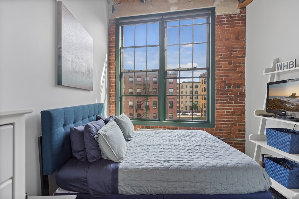 63 Melcher Street, Unit 403 Boston, MA 02210 - Photo 7 of 13