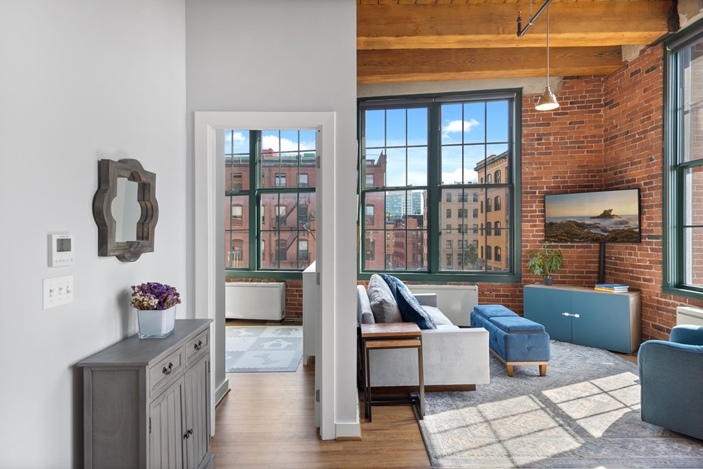 63 Melcher Street, Unit 403 Boston, MA 02210 - Photo 10 of 13