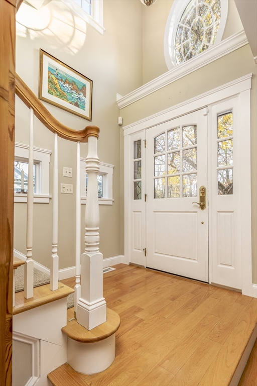 10 Risley Road Marblehead, MA 01945 - Photo 3 of 39 Gallery Image 3