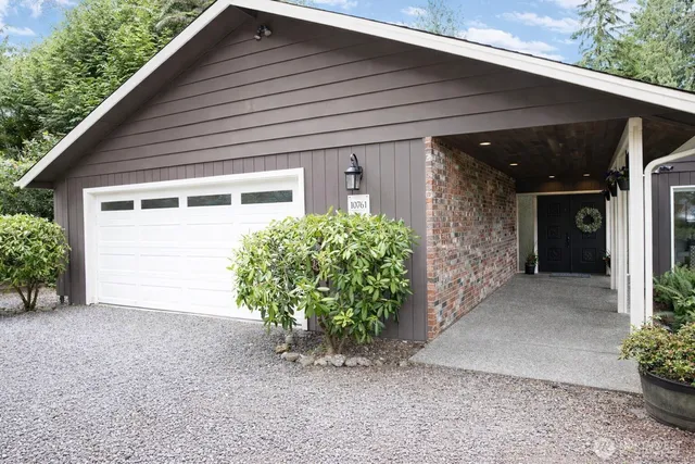 $1,275,000 | 10761 Bill Point Crest Northeast, Bainbridge Island, WA 98110